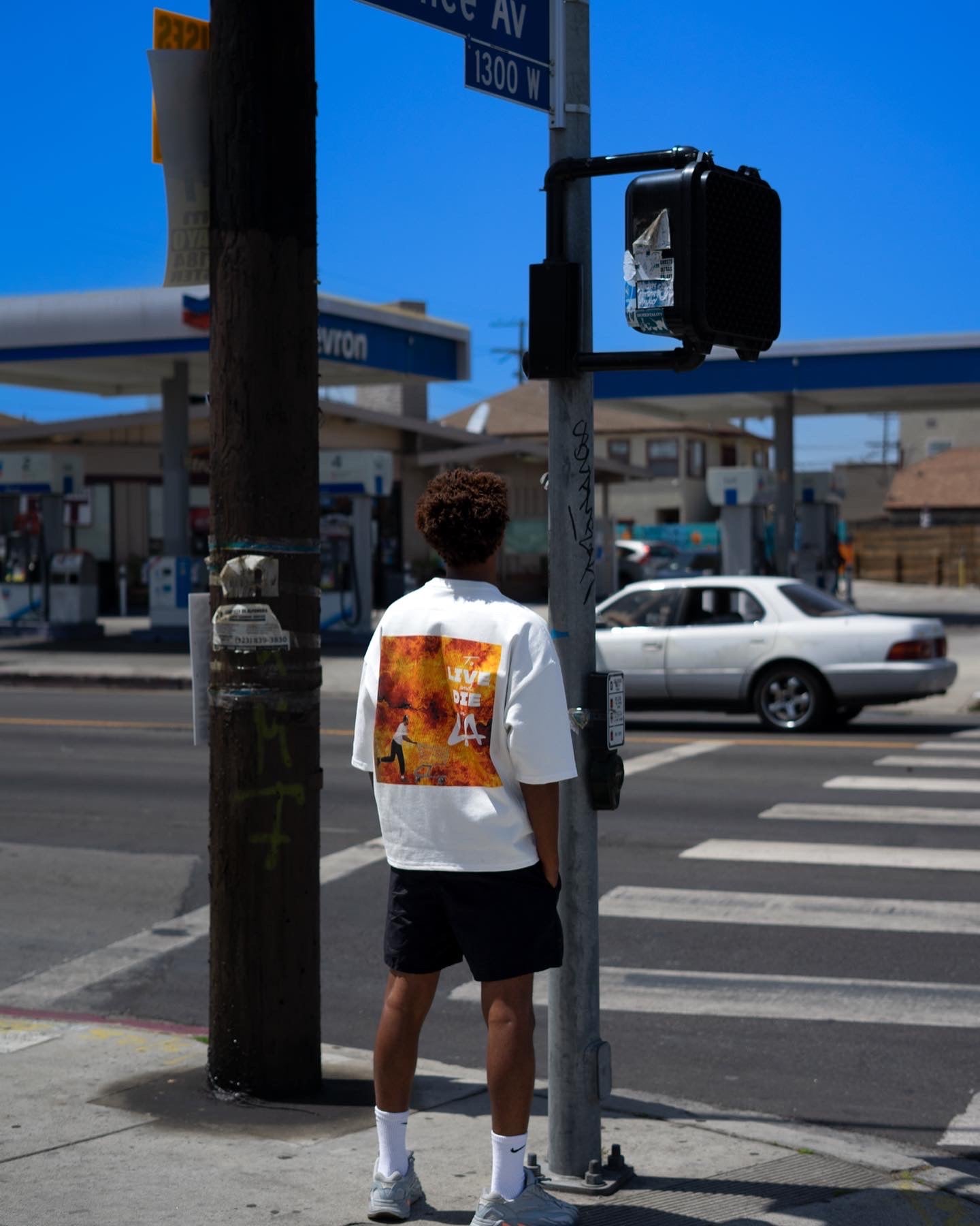 LA 92 TEE :EGGSHELL: